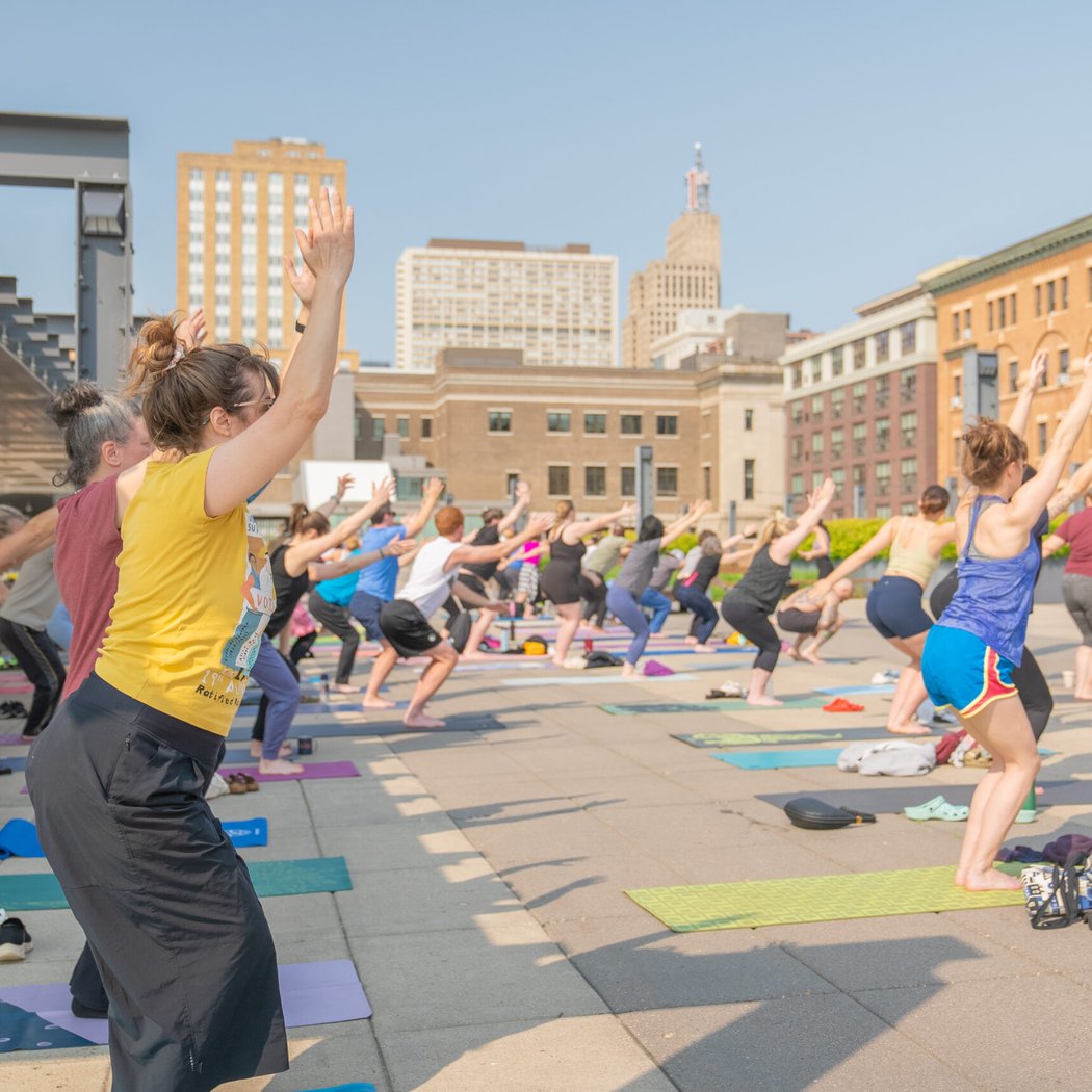 Free Monday Yoga (Yoga Sculpt) 2