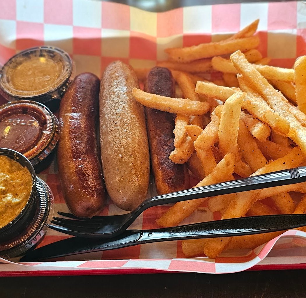 Wolff's Biergarten 1
