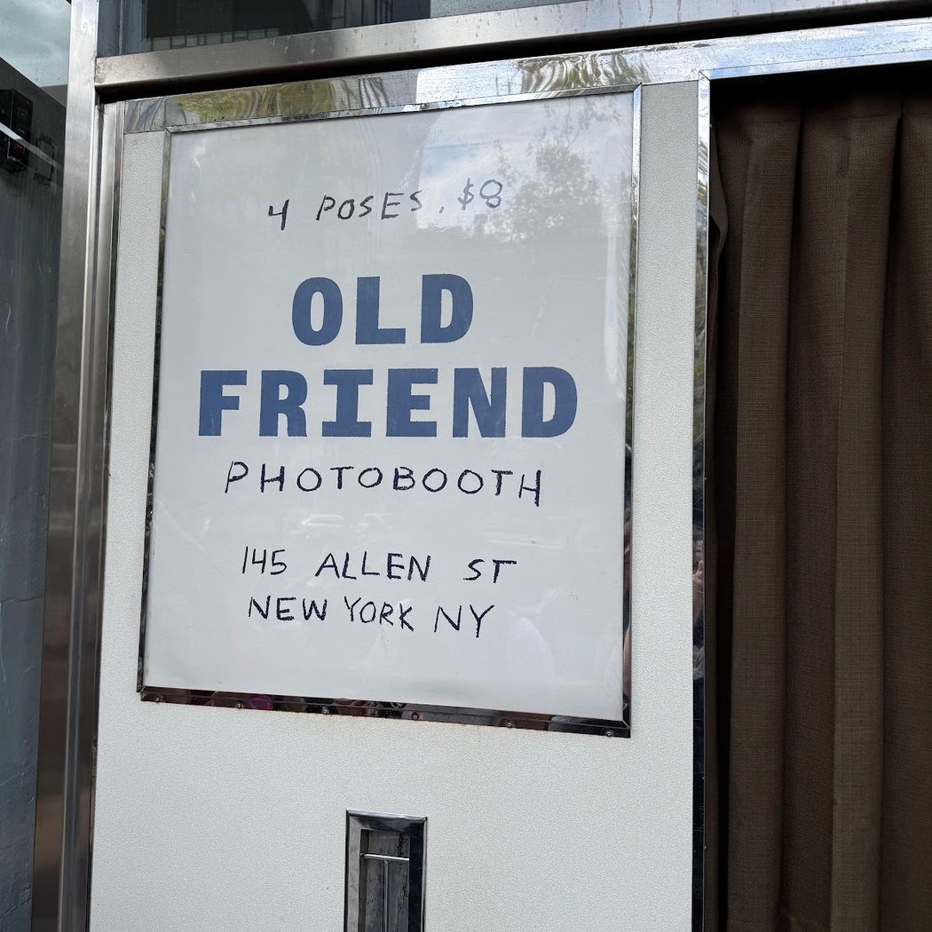 Old Friend Photobooth 3