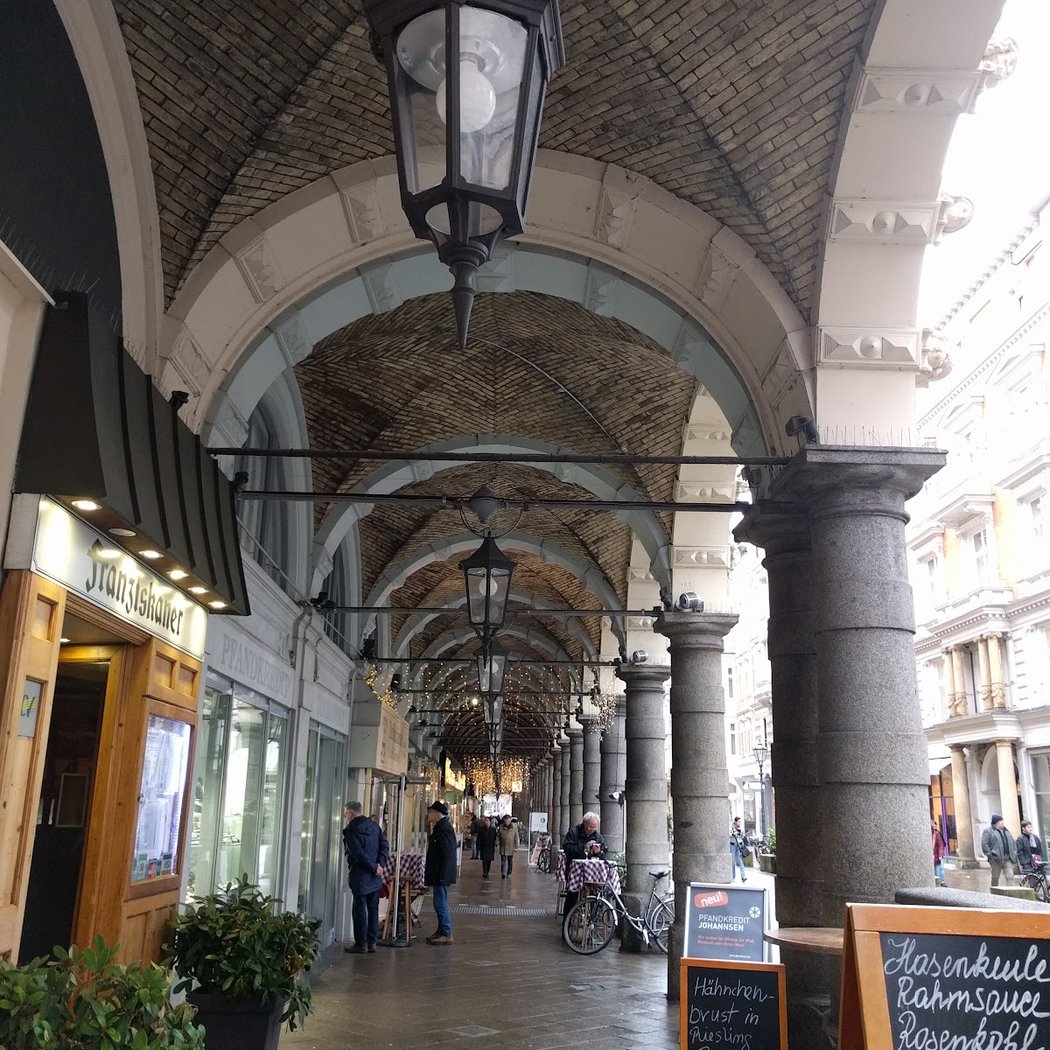 Antique&Design Market Colonnaden 3
