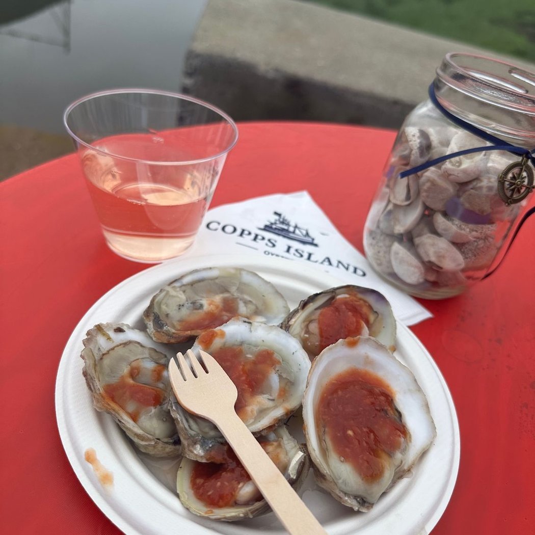 Docktails and Oysters 1