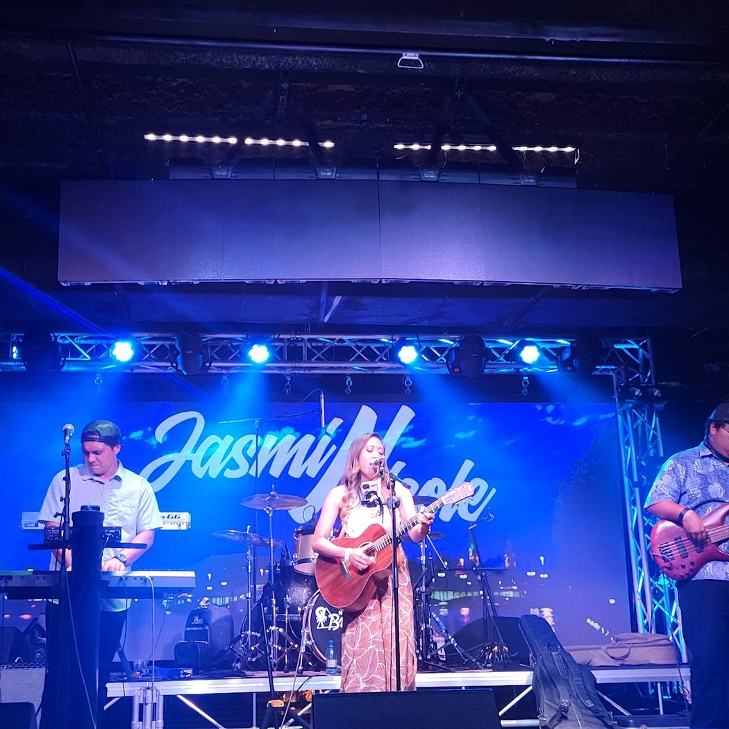 HB Social Club | Hawaiian Brian's 3