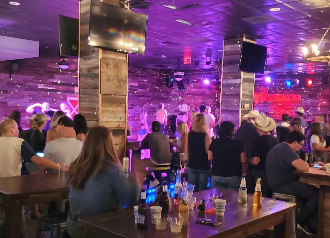 Line Dance & Live Music 3