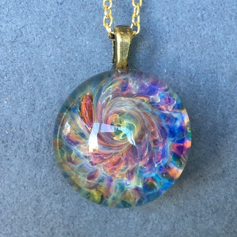 Introduction to Flameworking: Glass Pendants 3