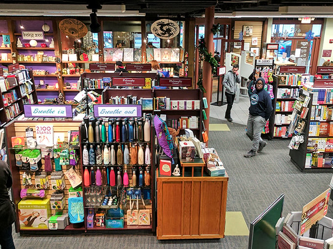 Vroman's Bookstore 4