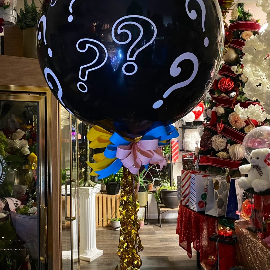 Emmanuel (Dios Con Nosotros) Flowers, Party, & Gift Shop 3