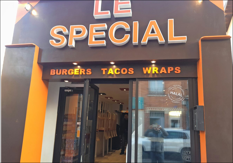 LE SPECIAL restaurant 2
