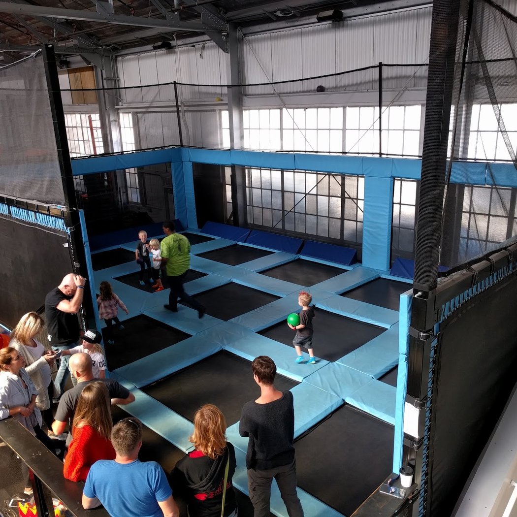 Flight Club: Adult Flight Night for Ages 18+ 4