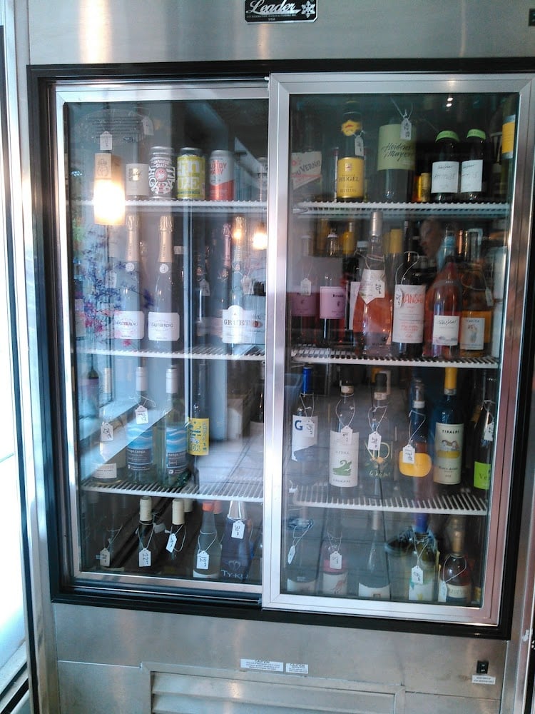 Manhattan Valley Wines & Spirits 3