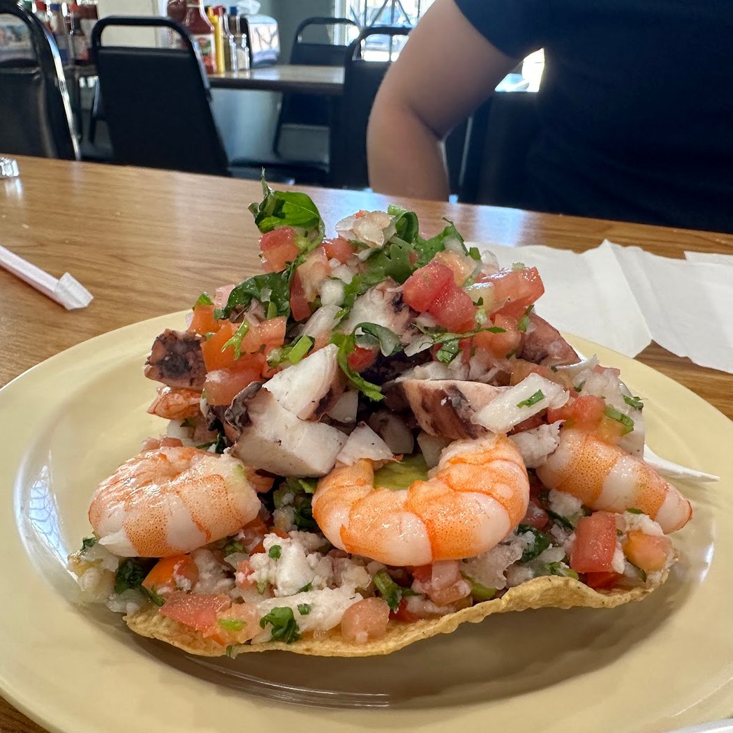 Mariscos San Juan 3