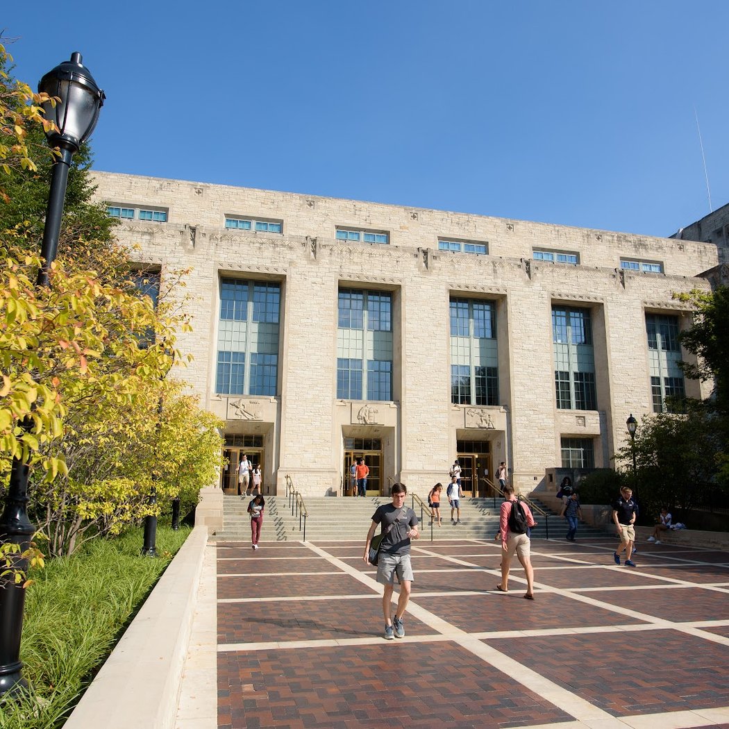 Robert R. McCormick School of Engineering and Applied Science at Northwestern 2