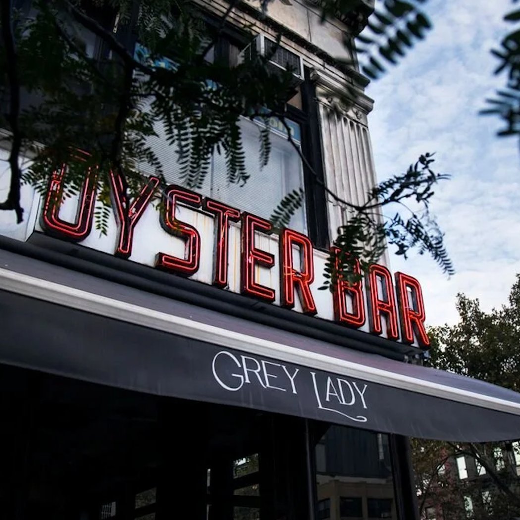 Grey Lady $1 Oyster Happy Hour 3