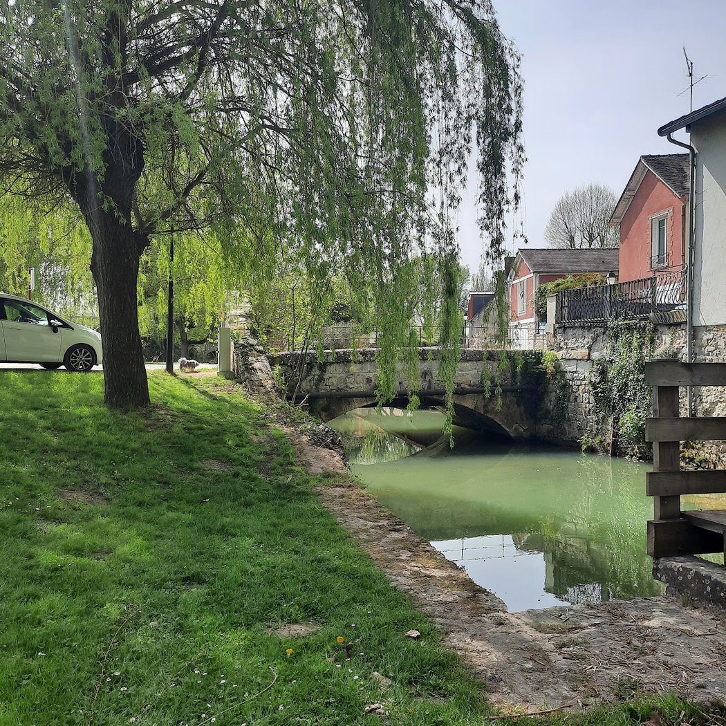 Fontaine-le-Port 3