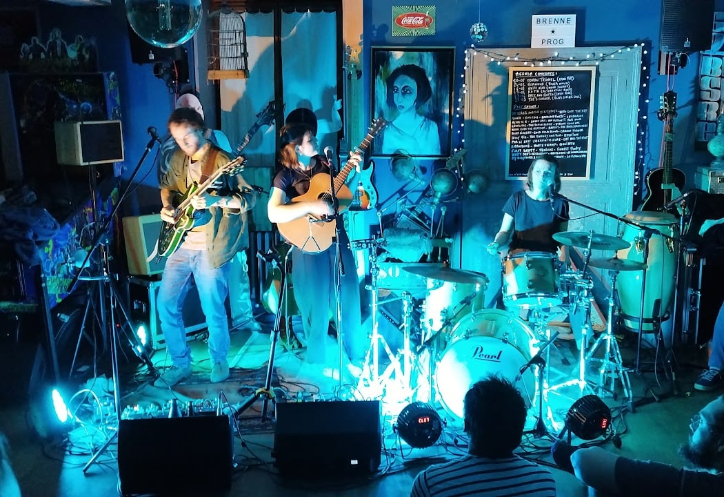 Brenne Bar 1