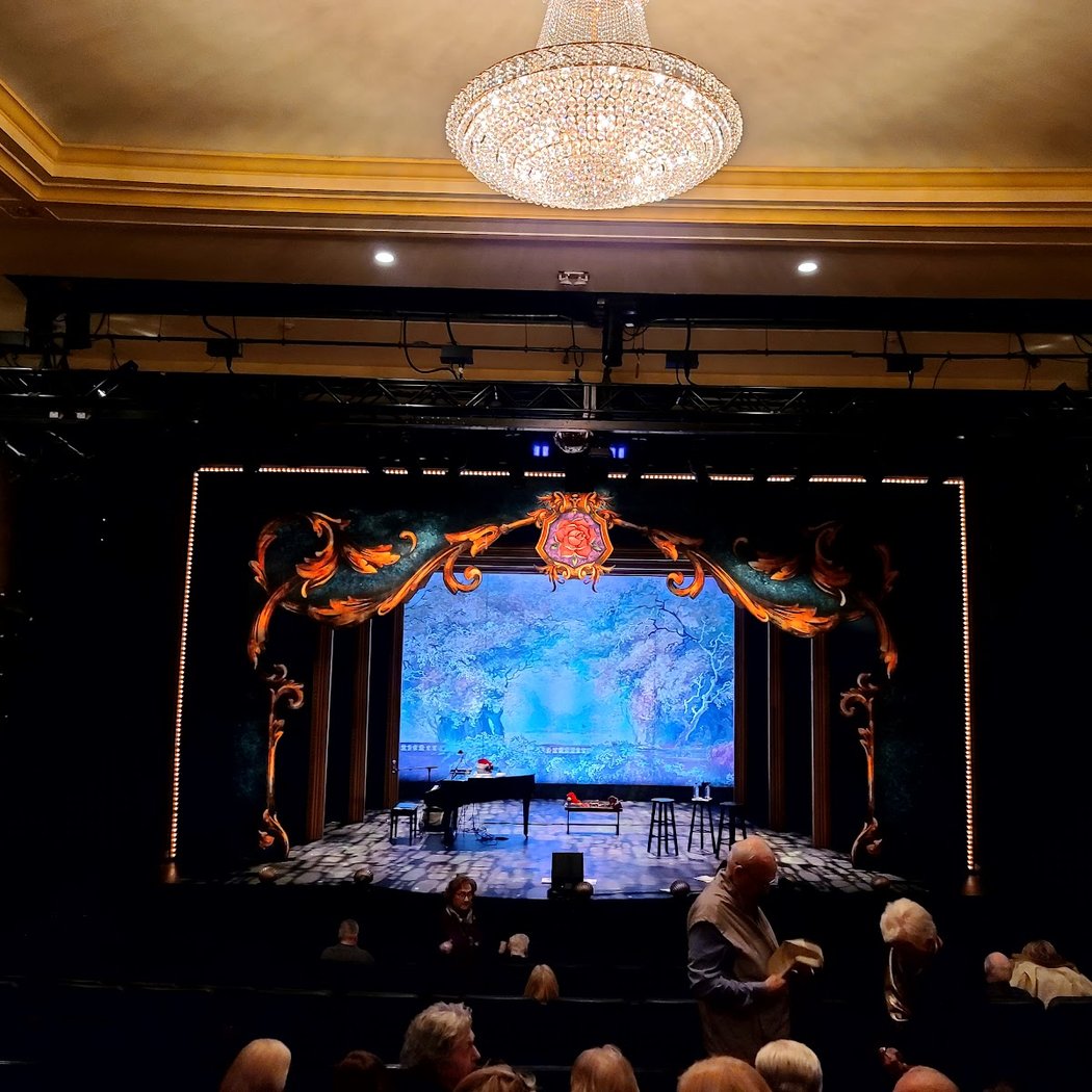 John W Engeman Theater At Northport 2