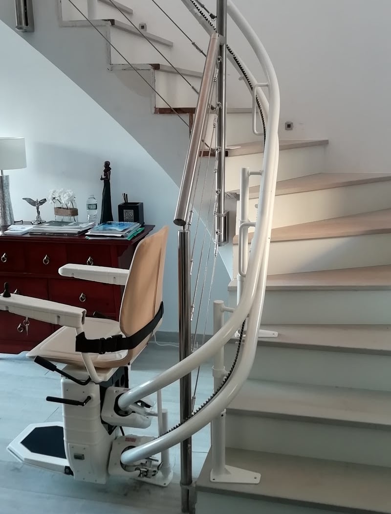 UpLife - Monte escalier et Ascenseur de maison 2