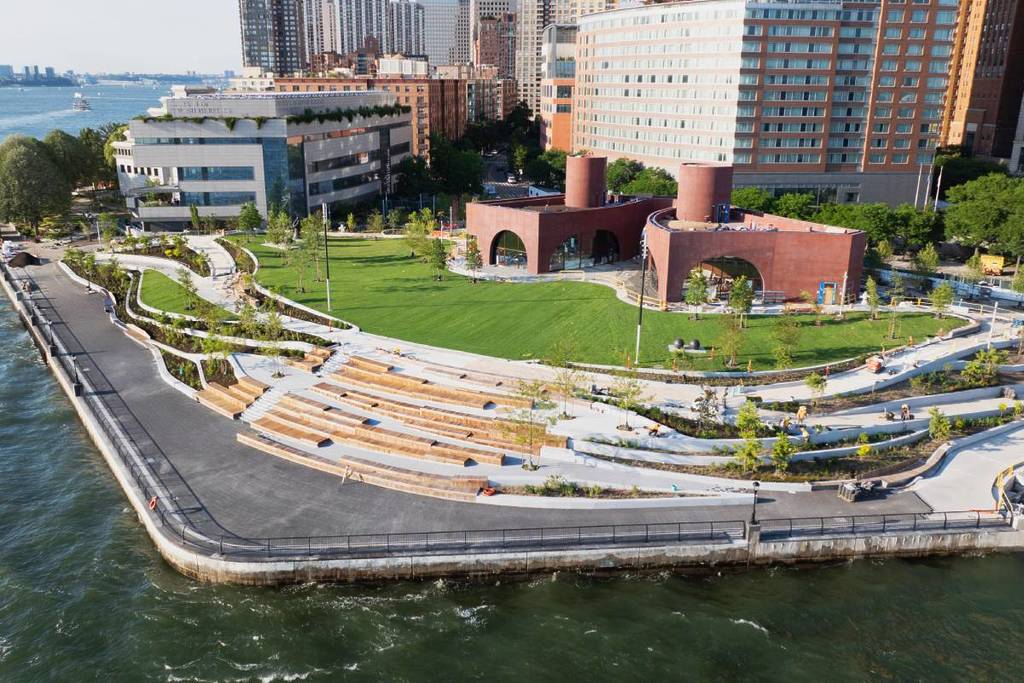 Robert F. Wagner Jr. Park 1