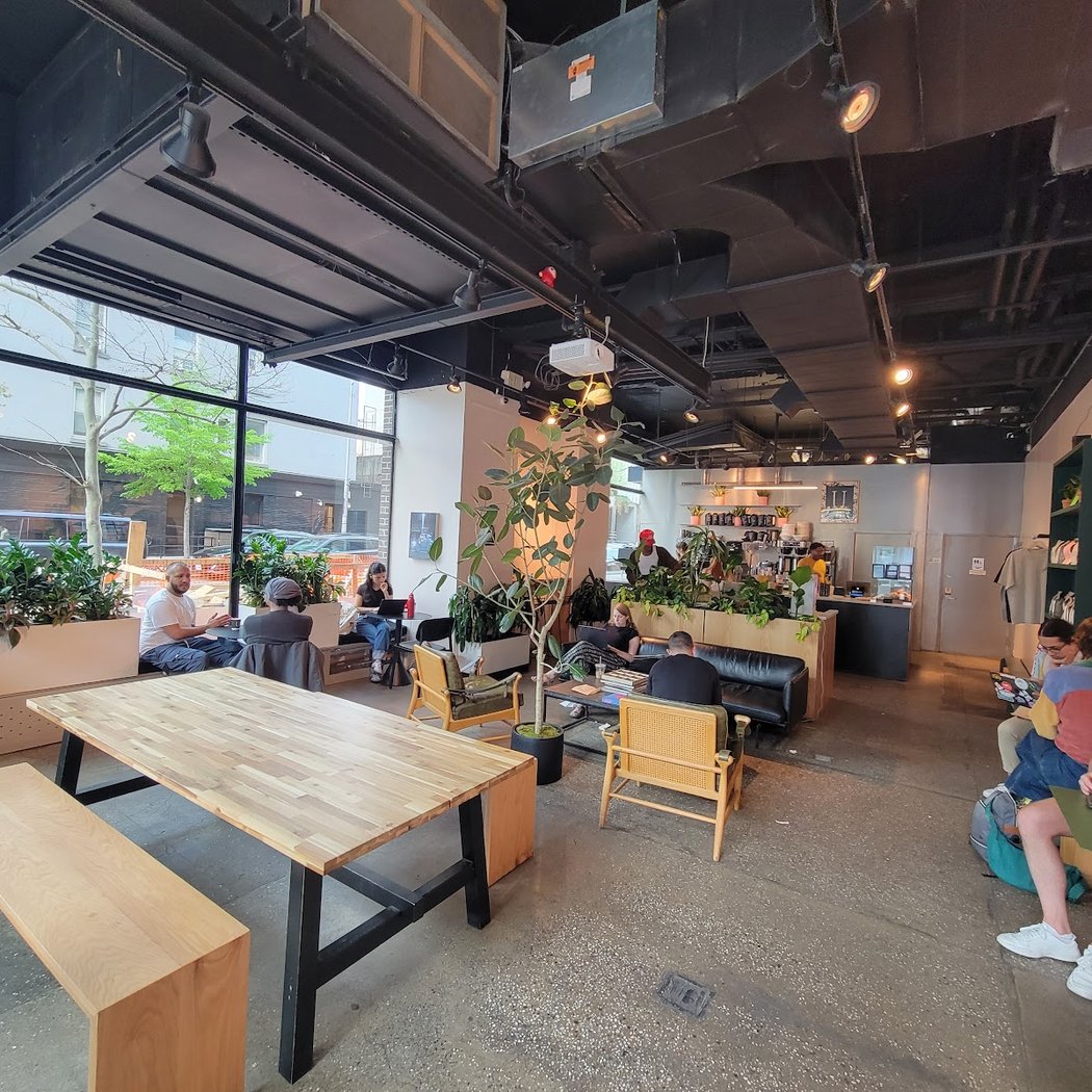 Urbana Cafe & Gallery 3