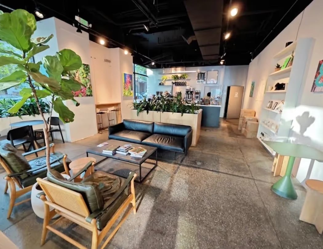 Urbana Cafe & Gallery 2