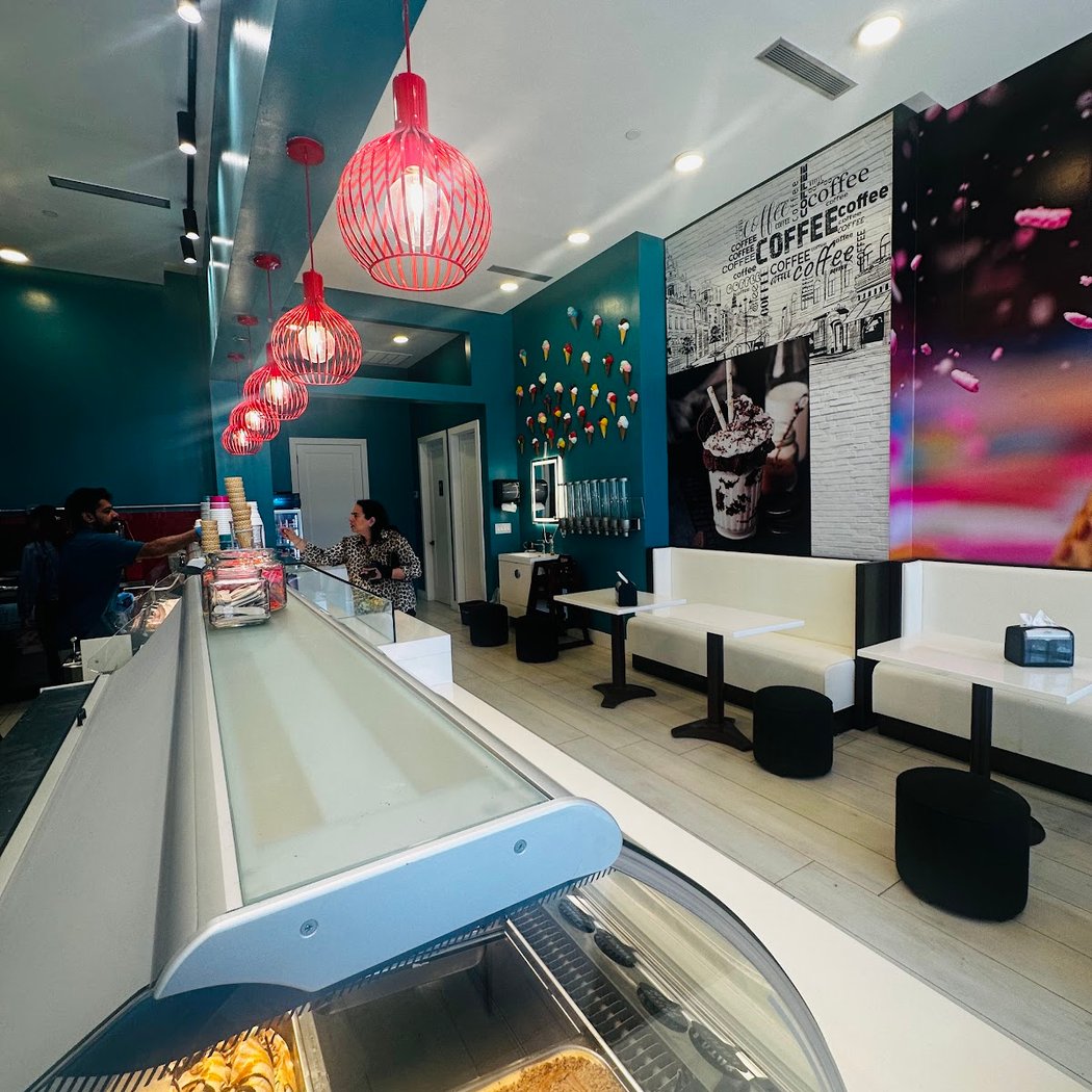 Zohar's Gelato Cafe 3