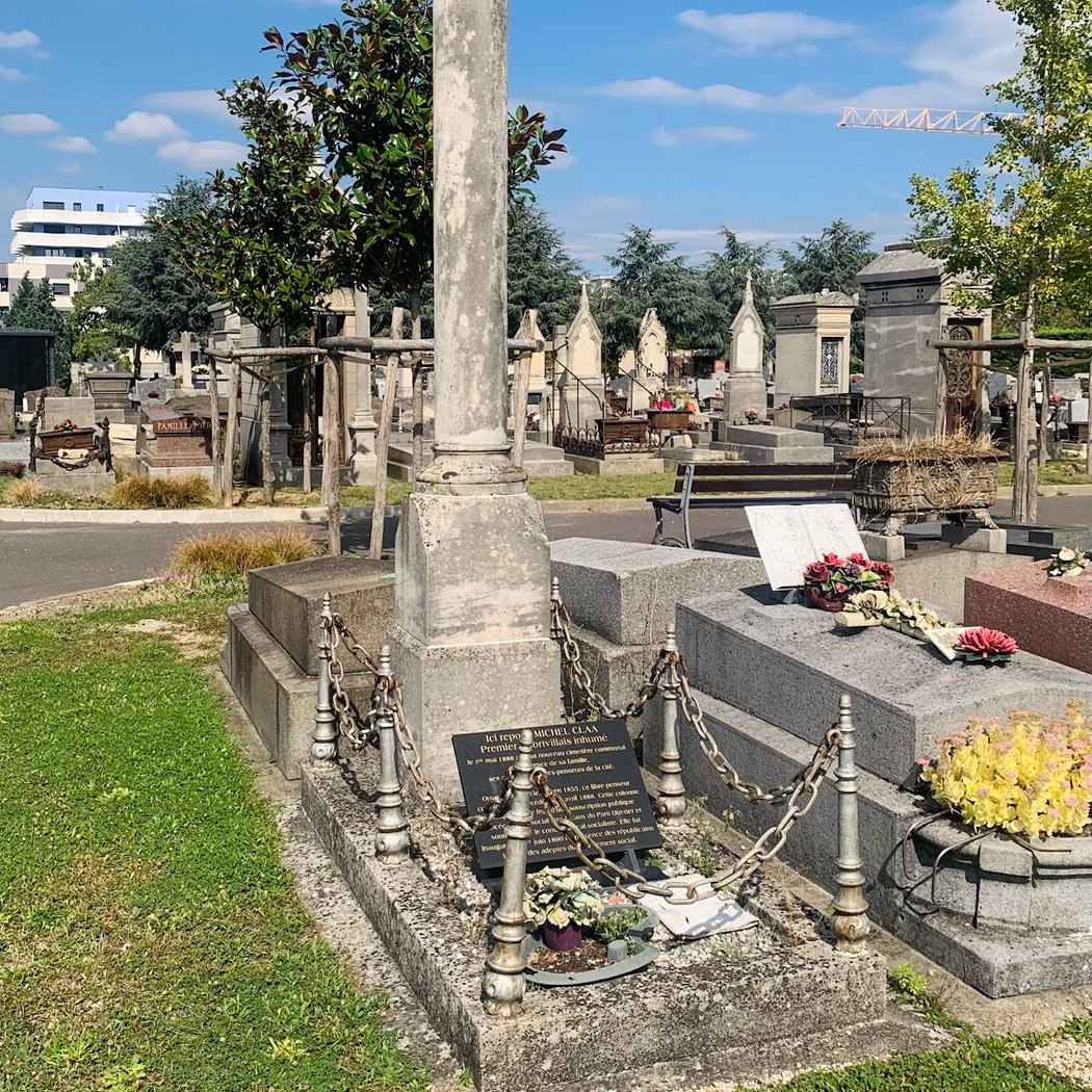 Tombe de Michel Clâa 1