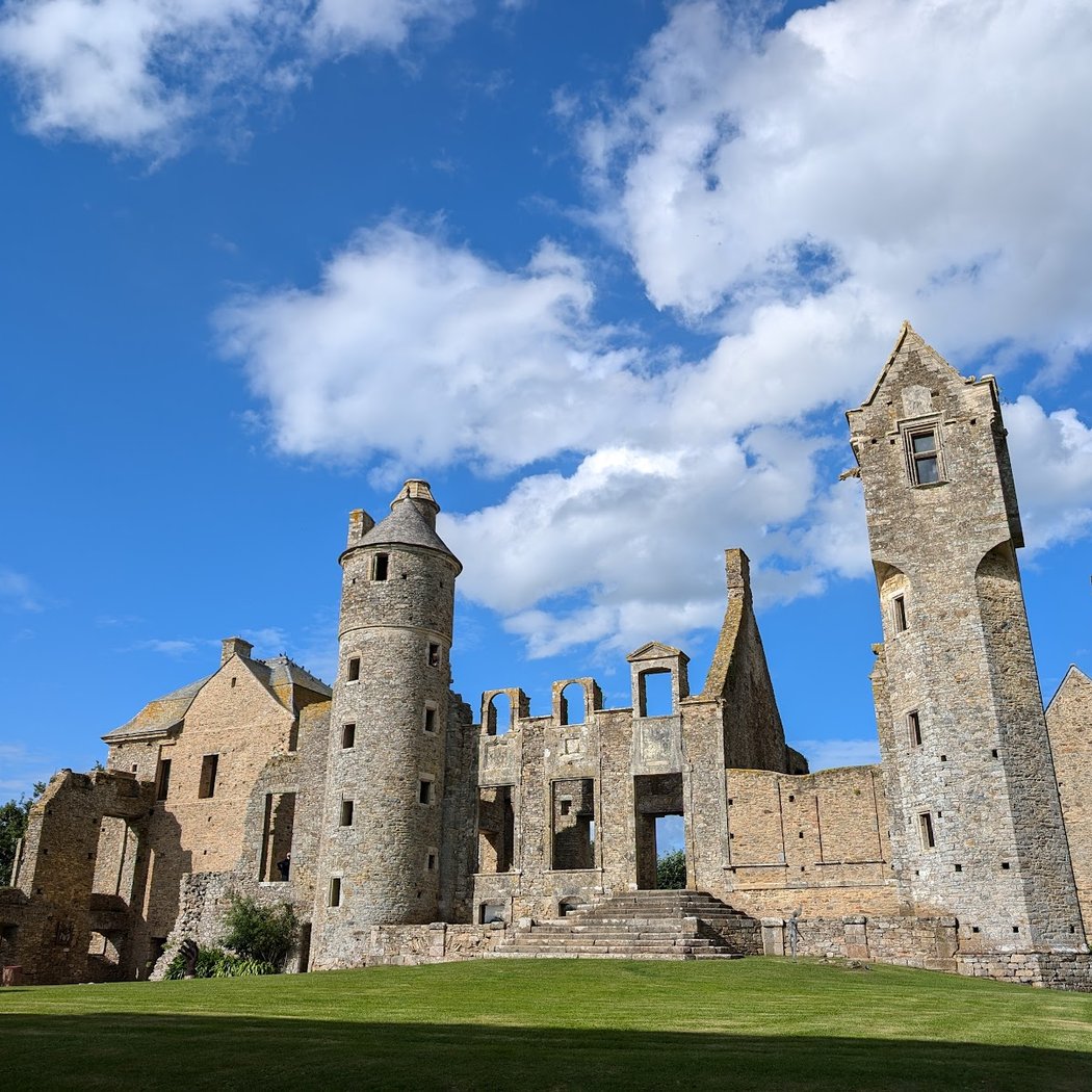 Gratot Castle 2