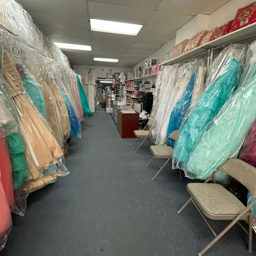 Abigail's Boutique & Alterations 3
