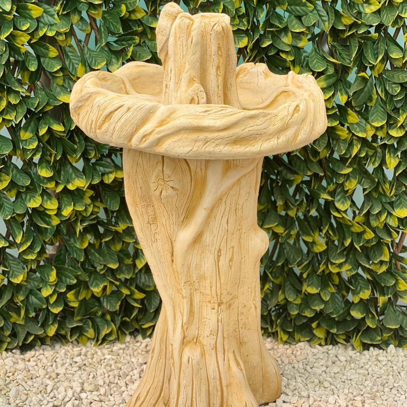 Sandstone-effect Blue Tit bird bath suitable for year-round outdoor display