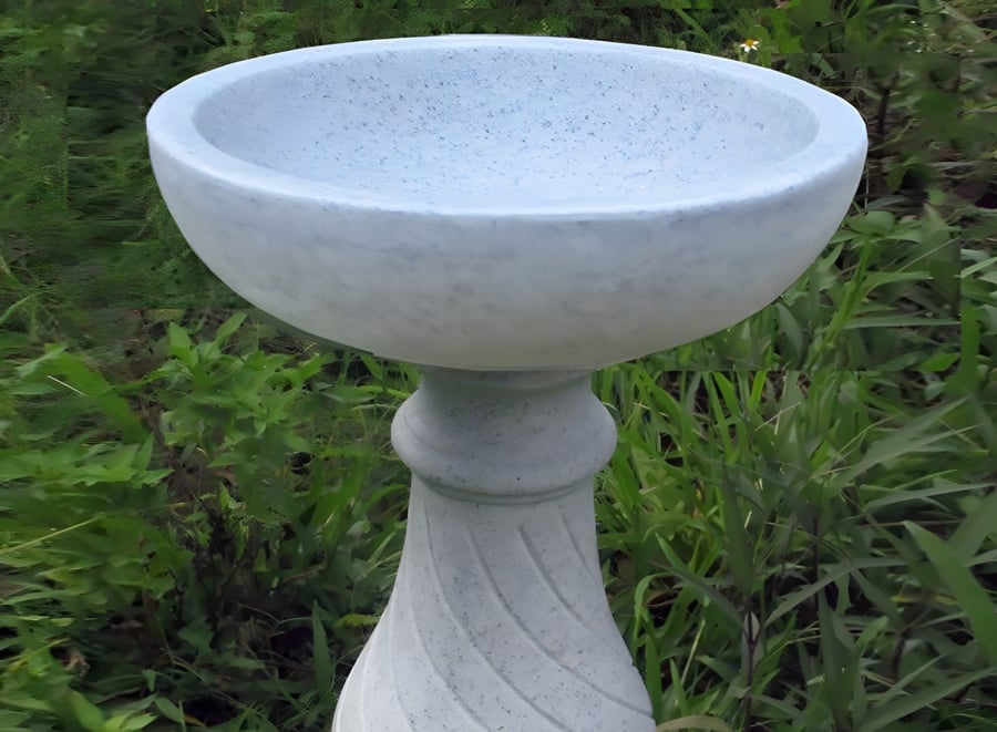 Georgian Bird Bath in Granite with fluted column in a UK formal garden with clipped box hedging