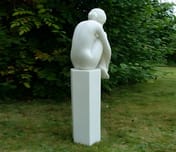 Sophia on Column Garden Ornament