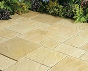 Abbey 5.76m Paving Random Kit York Gold