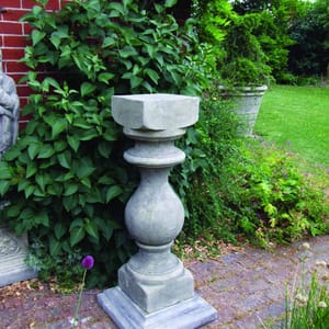 Grand Baluster Stone Garden Pedestal