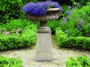 Vienna Stone Garden Pedestal in Cotswold