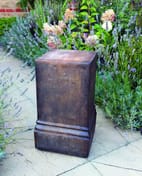 Vienna Stone Garden Pedestal in Umber
