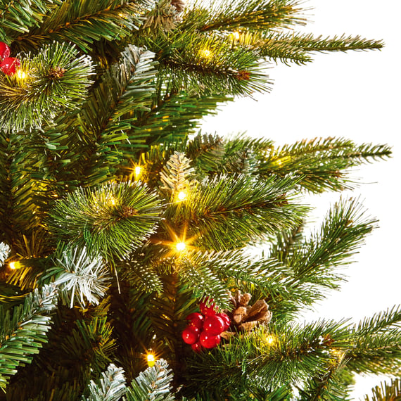 Twinkling Lights Pre Lit LED Christmas Tree