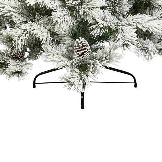 Winter Fairytail Frosted Spruce Christmas Tree Stand