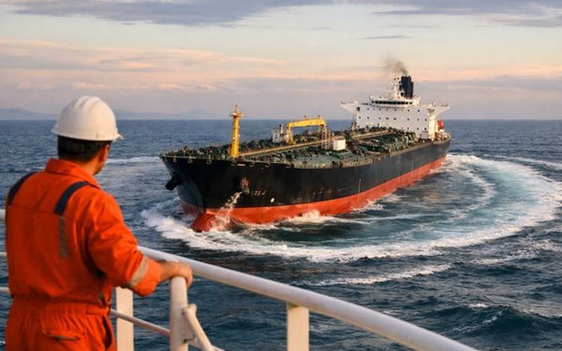 La guerre en Iran étouffe le détroit d'Hormuz, détourne les cargaisons de diesel et resserre l'approvisionnement mondial en distillats moyens