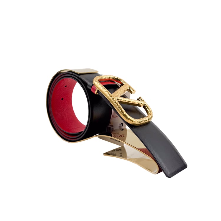 Valentino Garavani Reversible VLogo Belt in Black and Red Leather with Gold Hammered Buckle - IMG_0733.jpg