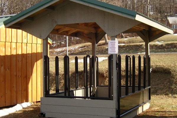 6x10 Hay Feeder with Metal Roof for sale in Virginia