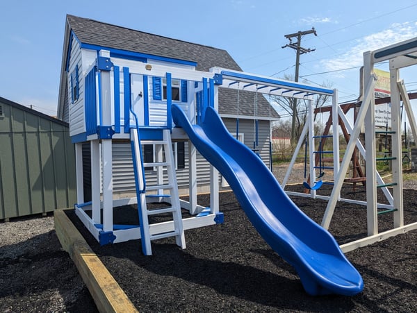 P9247 - C-1 Hideout Vinyl Swingset