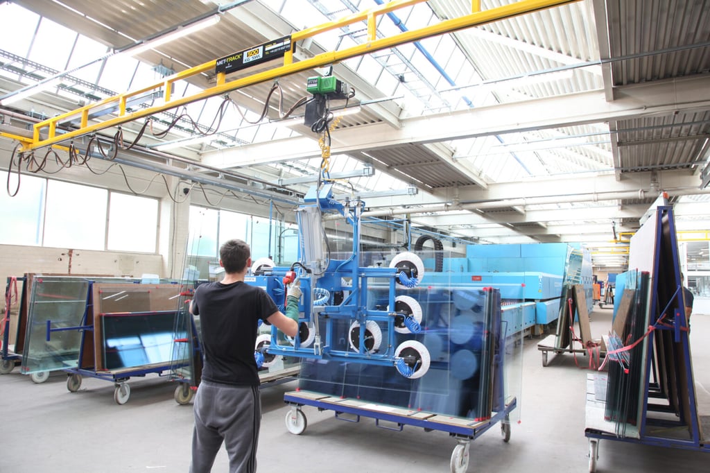 PRODUCTS HEADING HANDLING from Metreel