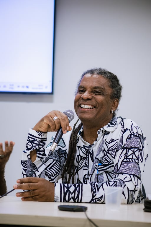 Imagem do lançamento do website Linha de Cor na UNB