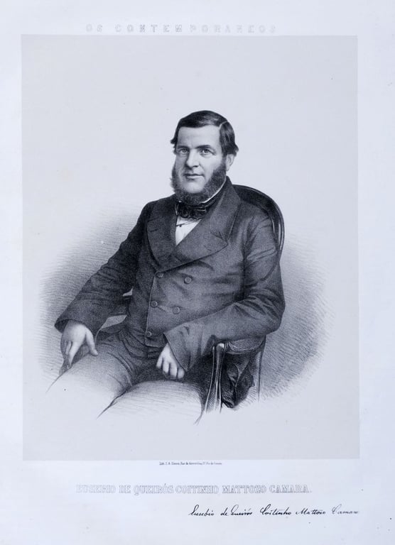 Pintura em preto e branco de Eusébio de Queirós Coutinho Mattozo Câmara, político e jurista do século XIX, por Sébastien Auguste Sisson. Ele está de perfil, vestindo um paletó escuro abotoado com uma gravata branca e cabelo penteado para trás. O fundo da imagem é liso e neutro. O quadro apresenta o título “Os contemporâneos” e a assinatura do Eusébio de Queiroz no rodapé.