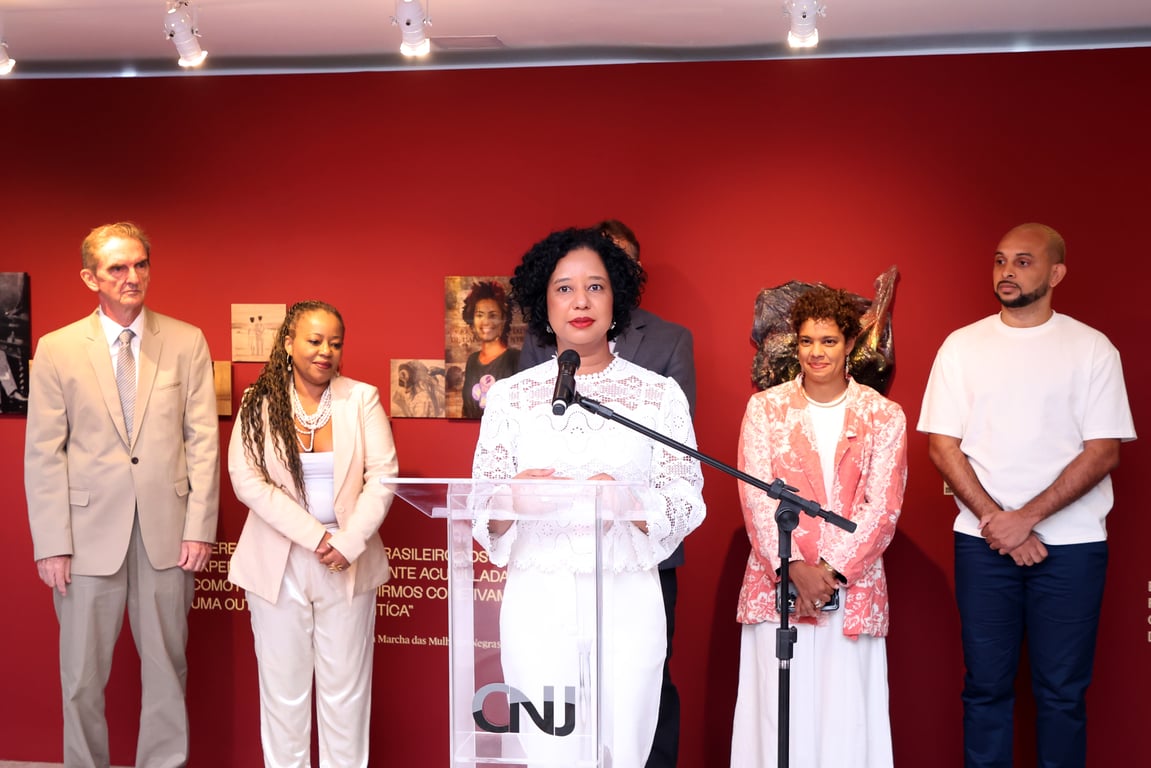 Imagem do lançamento do relatório no CNJ