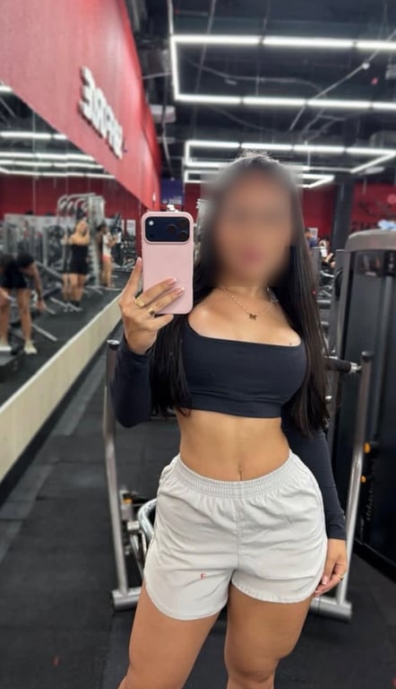 Melissa | Massagem tântrica corpo a corpo Massagista em