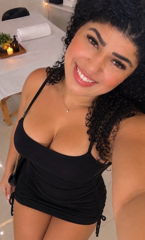 Thayna Massoterapeuta Especialista
