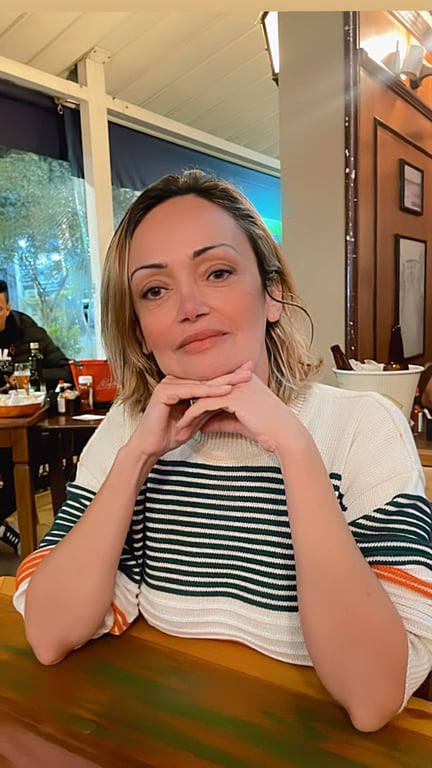 Rose Massagista profissional Massagem nuru em