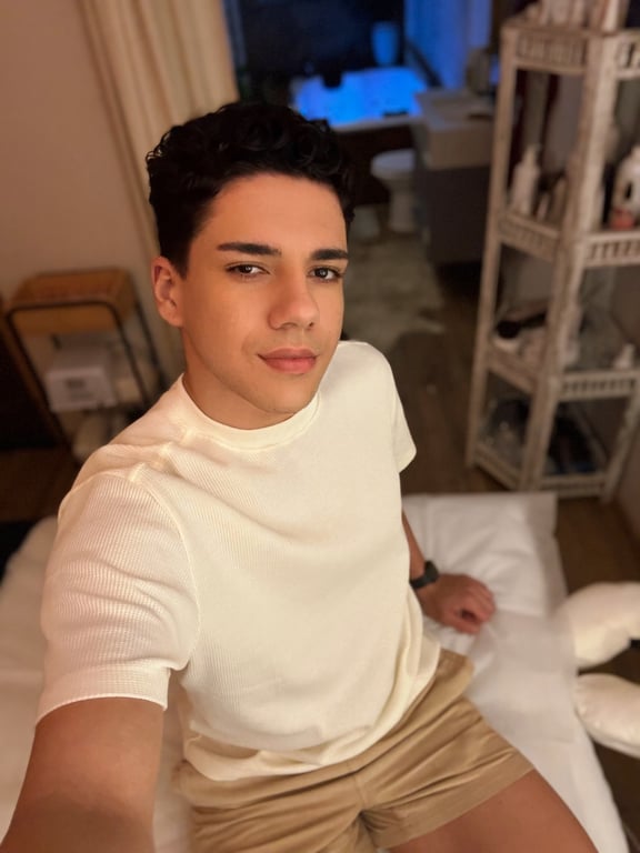 Lucas Massagista Relaxante e Tântrica Corporal Massagem sensual