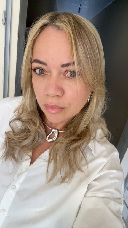 Sou a Jô tenho o toque do relaxamento que Você Nunca Experimentou Massagem tântrica