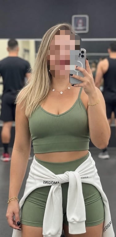 MEL CATARINENSE LOIRA MASSOTERAPEUTA CARINHOSA